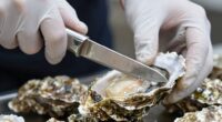 safe oyster opening techniques